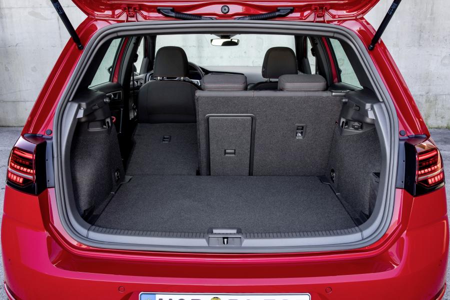 Багажник Volkswagen Golf GTI TCR 3-Door (Typ 5G) 2019 года  (WW) (фото 86 из 107)